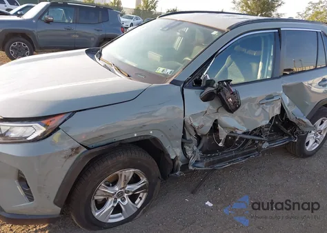 2021 Toyota Rav4 Xle from USA, damaged, VIN 2T3W1RFV9MW155856